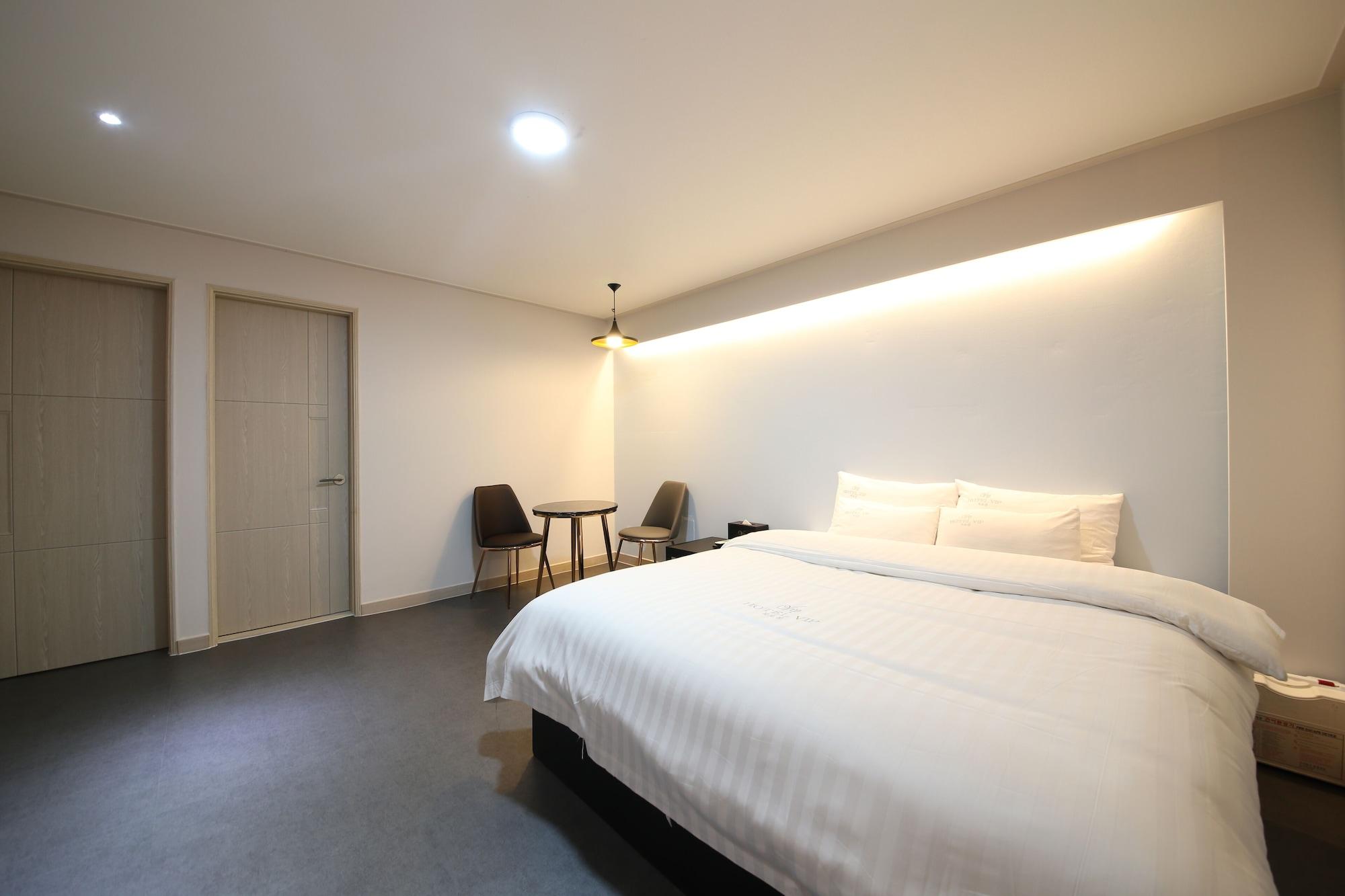 Vip Hotel Mokpo Eksteriør billede