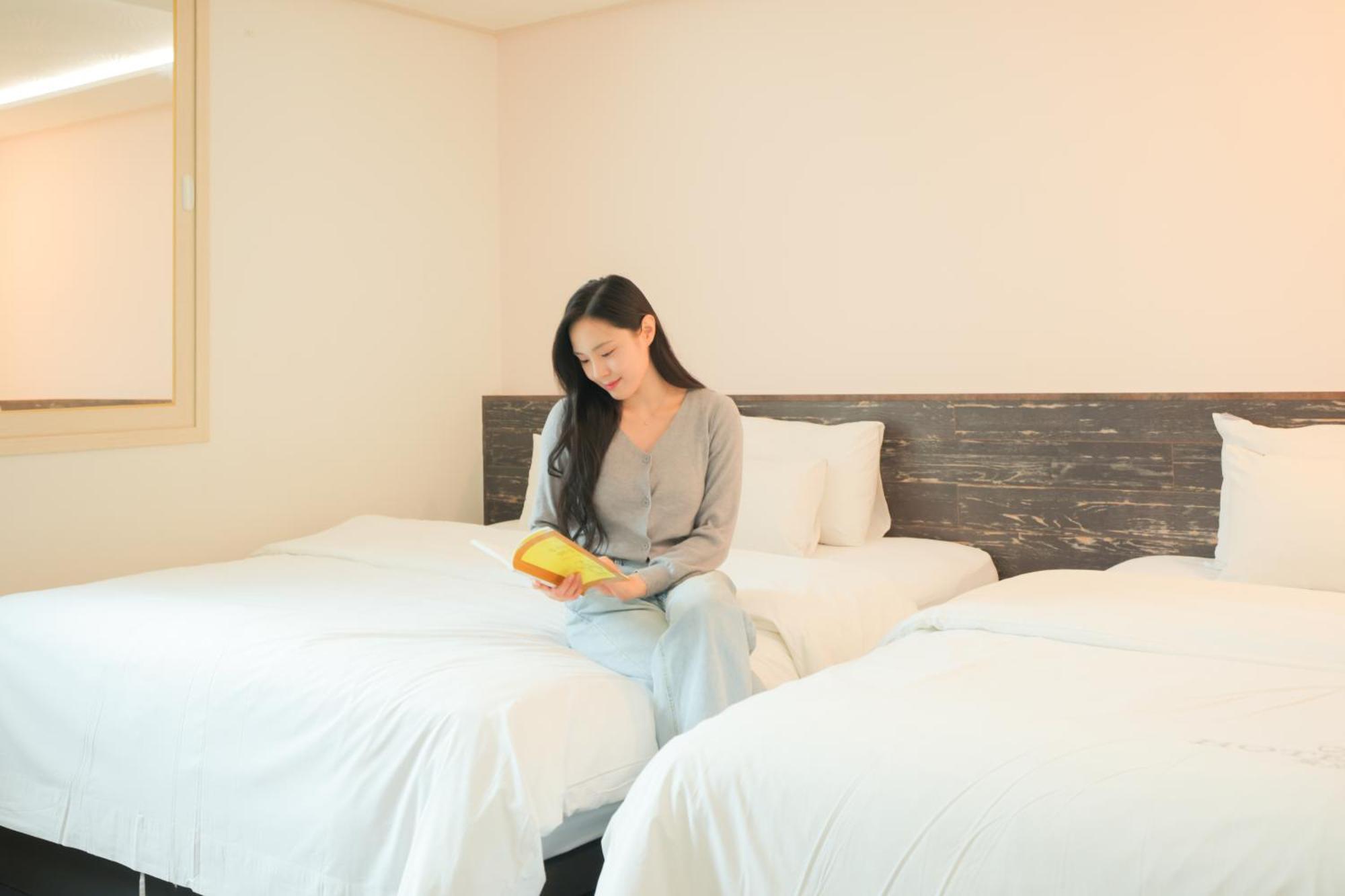 Vip Hotel Mokpo Eksteriør billede