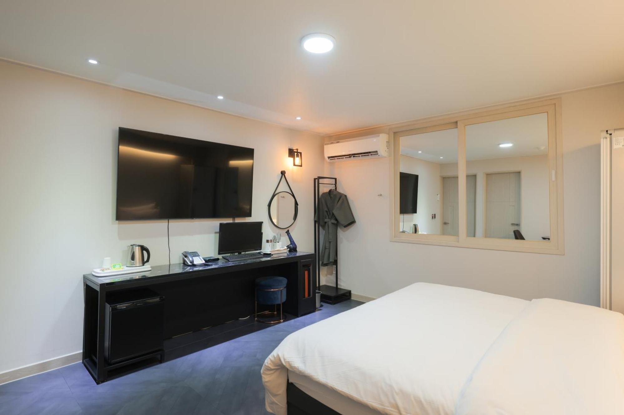 Vip Hotel Mokpo Eksteriør billede
